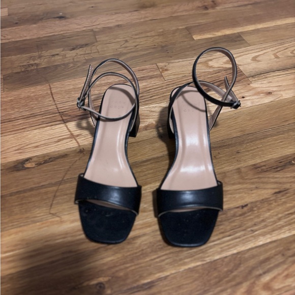 A New Day Block Heels - Picture 1 of 5
